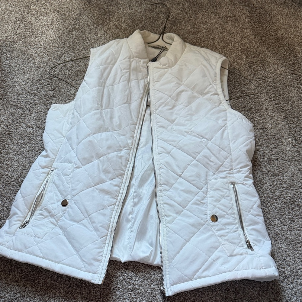 White vest